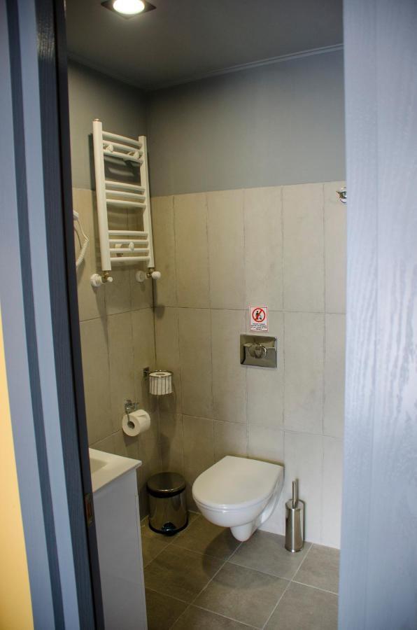 Atoneli Hotel Tbilisi ภายนอก รูปภาพ